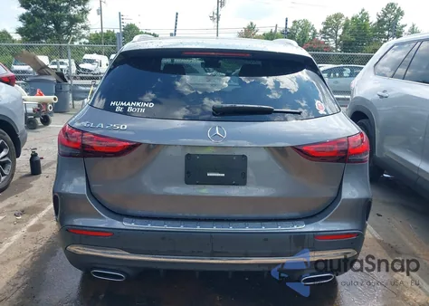 2021 Mercedes-Benz Gla 250 z USA, uszkodzony, nr VIN W1N4N4GBXMJ220336